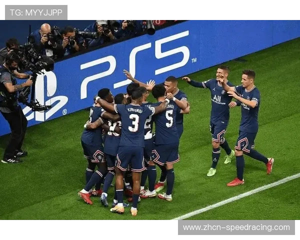 法甲保级区混战：巴黎FC抢分，昂热梅斯陷生死局